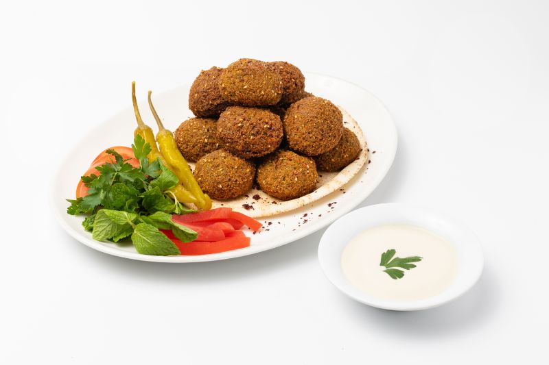Falafel Platter (12 Pcs)